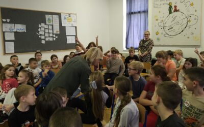 Jutro s Maricom Milčec povodom Mjeseca hrvatske knjige oduševilo učenike nižih razreda!