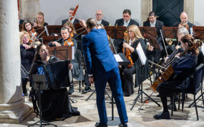 Učiteljica harmonike Martina Jembrišak oduševila nastupom s Dubrovačkim simfonijskim orkestrom