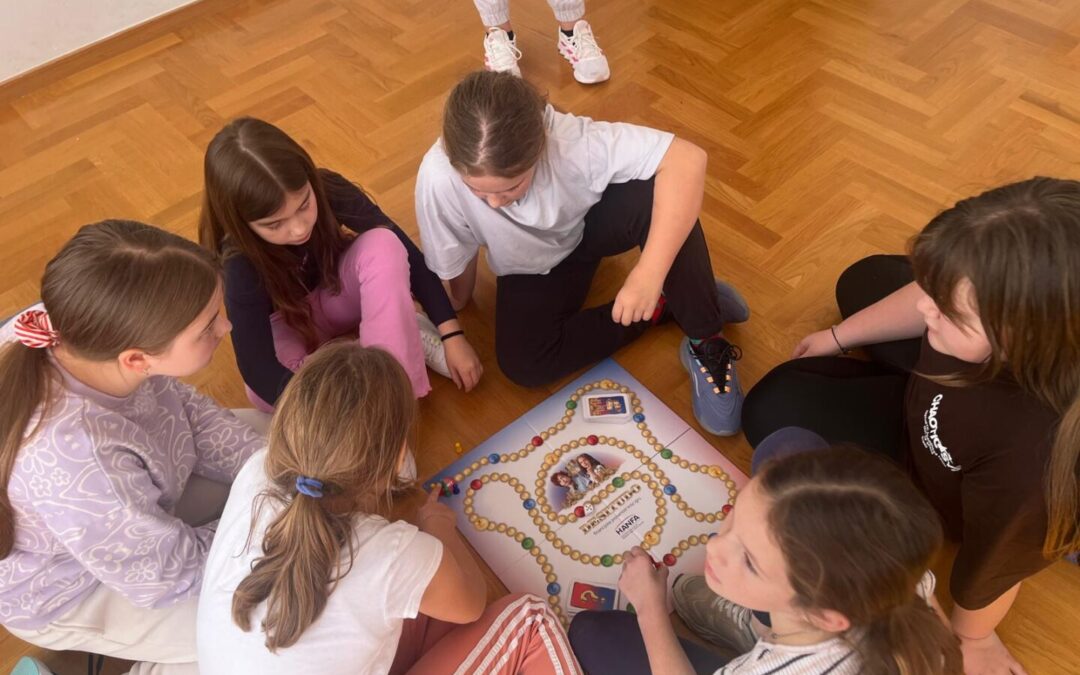 Štedim danas za sigurnije sutra – učenici obilježili Međunarodni dan štednje