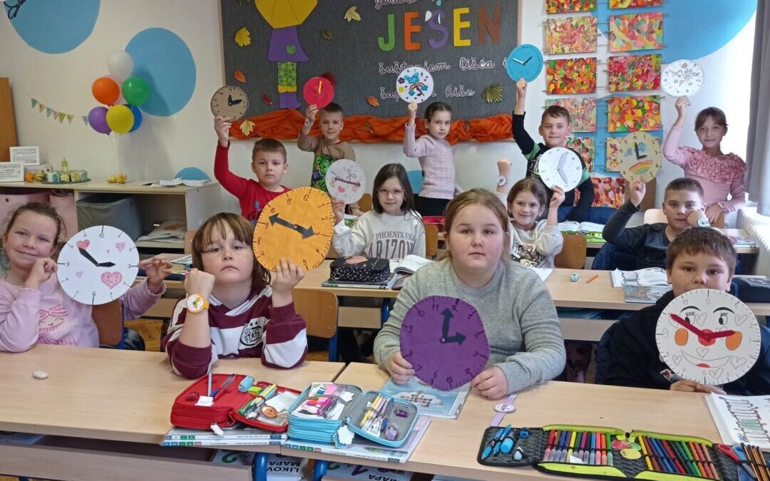 Vrijeme: učenici 2. razreda upoznali su se s pojmom vremena – sat, kalendar i svakodnevne promjene